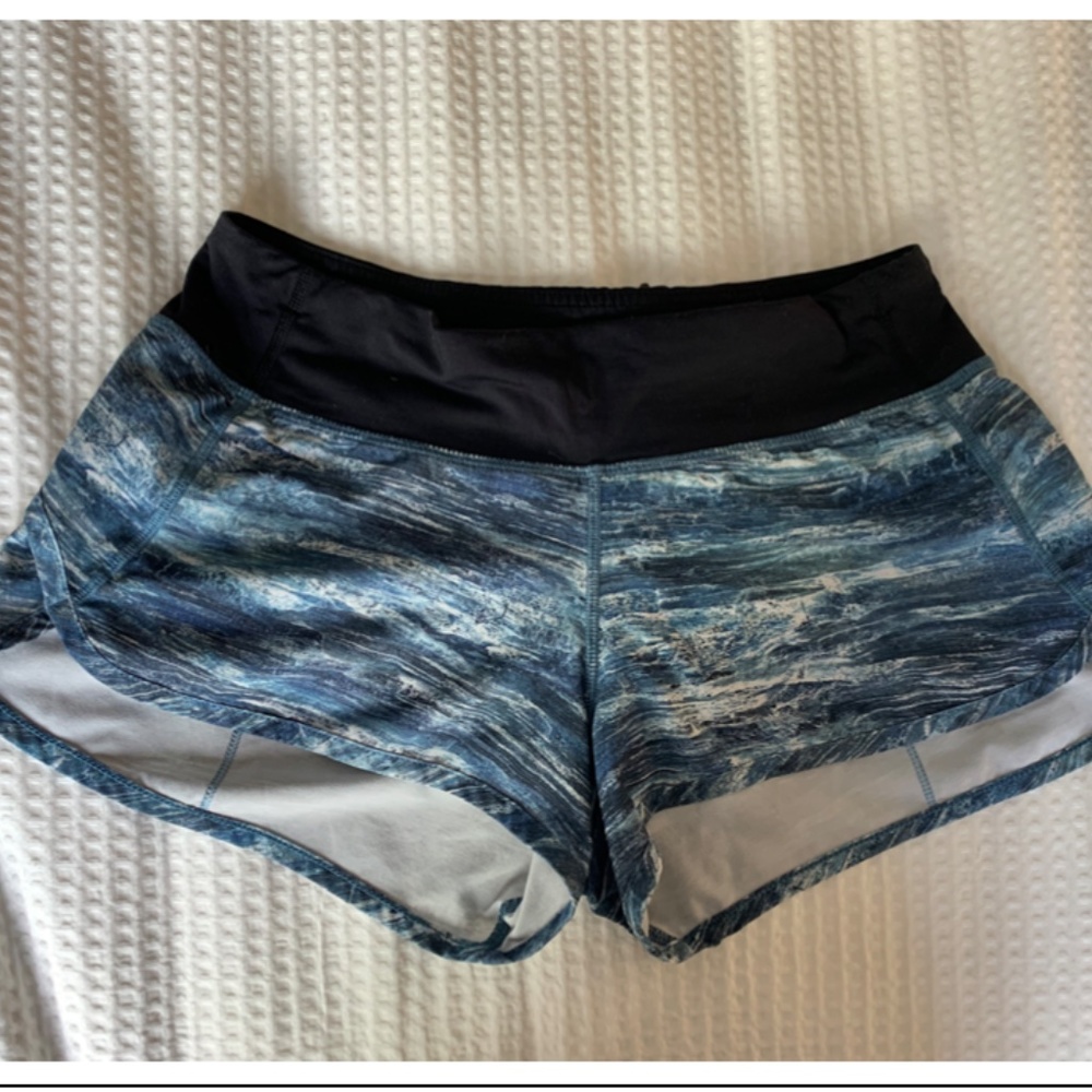 Lululemon Speed Short 2.5" - Picture 3 of 4